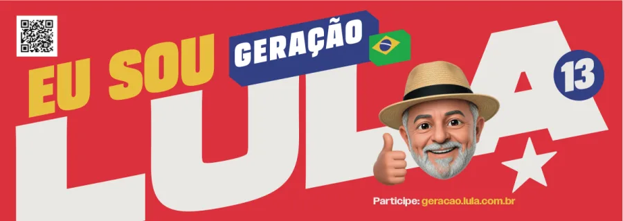 Adesivo vermelho com a frase Eu sou Geração Lula e o Lula de chapéu